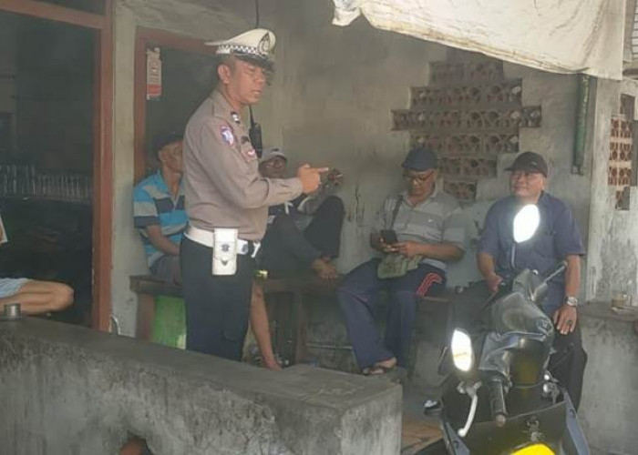 Polsek Lakarsantri Gelar Patroli Presisi, Ajak Warga Jaga Keamanan Bersama