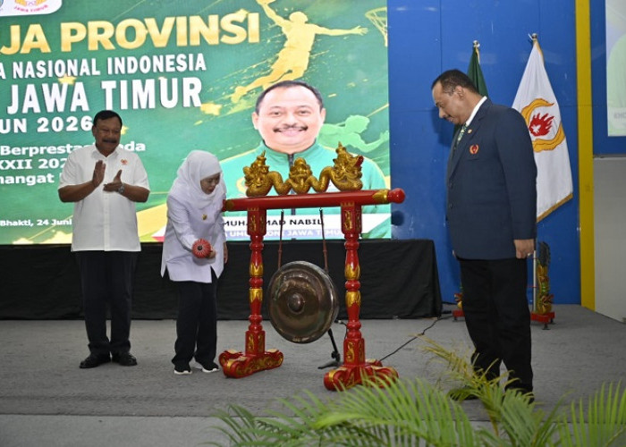 Buka Rakerprov KONI Jatim, Gubernur Khofifah Minta Perkuat Pembinaan Atlet Usia Dini 