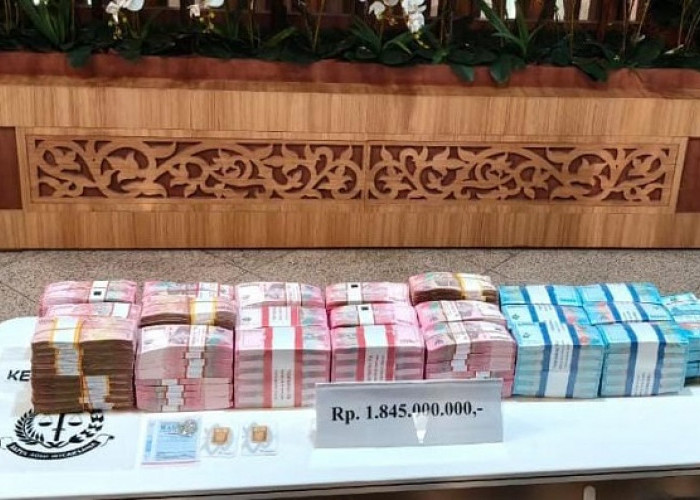 Kejati Jatim Sita Uang Pungli Rp5,65 Miliar, Fortuner, dan Emas dalam Kasus ESDM