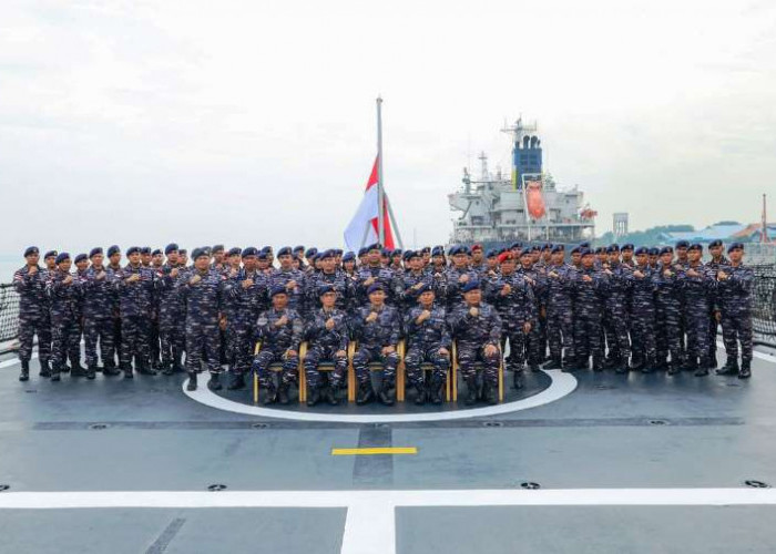 Perkuat Diplomasi Pertahanan, Pangkoarmada II Lepas KRI RE Martadinata-331 Ikuti Latma Kakadu-26