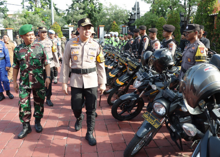 Kapolres Gresik Pimpin Apel Gelar Pasukan Bulan Bakti TNI-Polri 2024