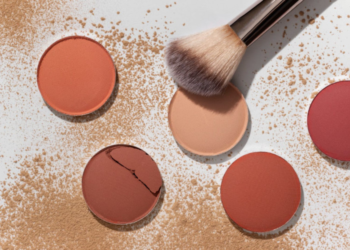 Cream, Liquid, atau Powder Blush? Kenali Perbedaan dan Tips Memilih Perona Pipi Sesuai Jenis Kulit