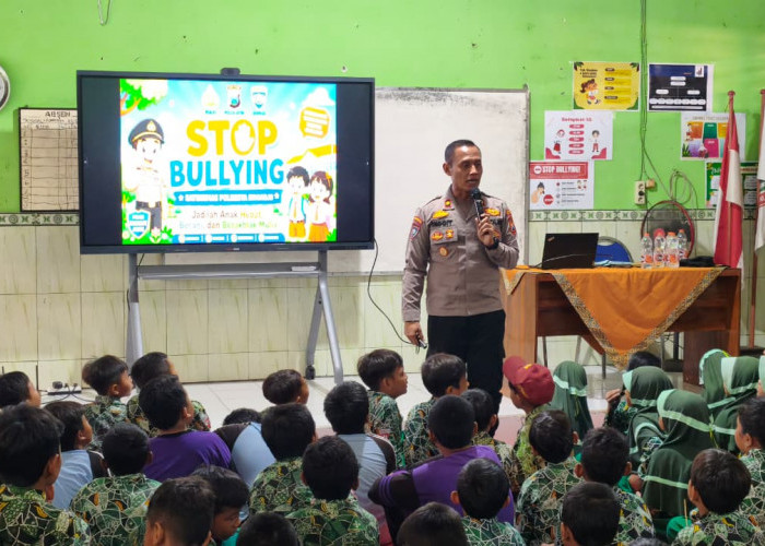 Cegah Perundungan Sejak Dini, Polresta Sidoarjo Beri Edukasi Anti-Bullying Pelajar SDN Jimbaran Kulon