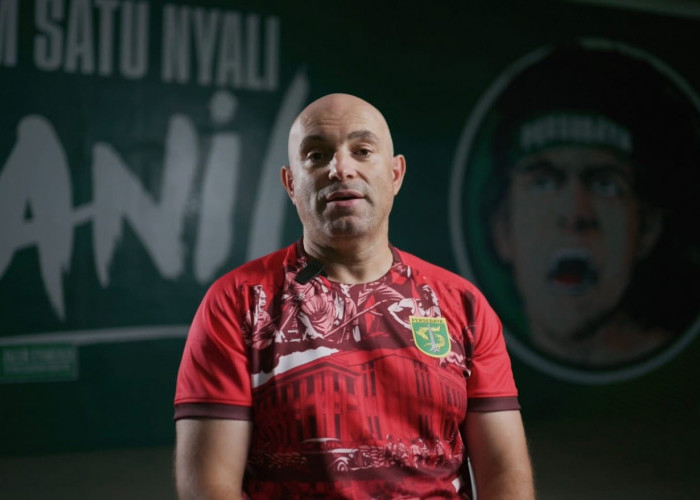 Bernardo Tavares Percaya Diri Persebaya Bakal Kalahkan Persib Bandung