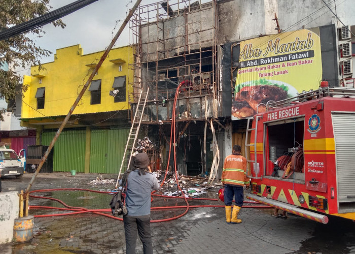 Gedung BRI KCP Bangil Dilalap Api
