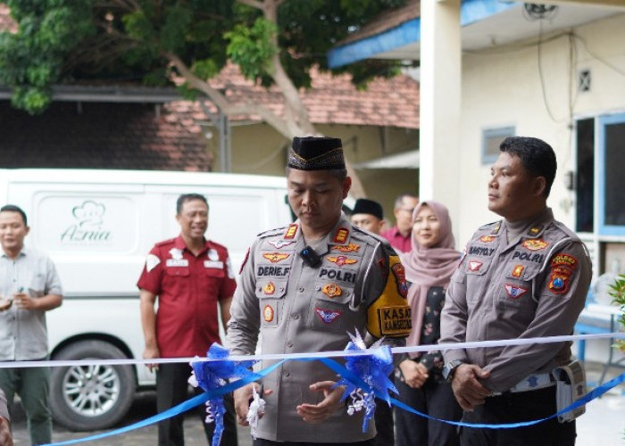 Satlantas Polres Gresik Permudah Layanan Masyarakat dengan Pojok RJ dan Revitalisasi Pos P5