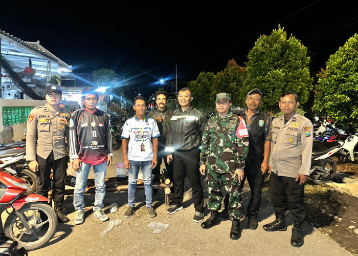 Kapolsek Tempursari Amankan Turnamen Voli di Desa Pundungsari