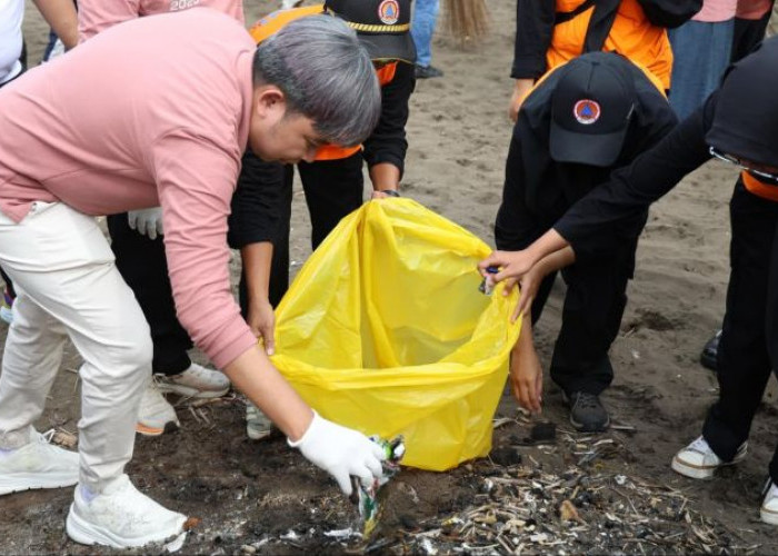 Sentil Kebersihan Jember, Gus Fawait Akui Kondisi Lingkungan Masih Kurang