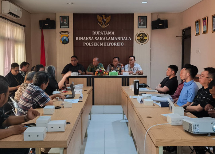 Camat dan Kapolsek Mulyorejo Pimpin Mediasi Warga dengan Pemilik Kos Stay.vie