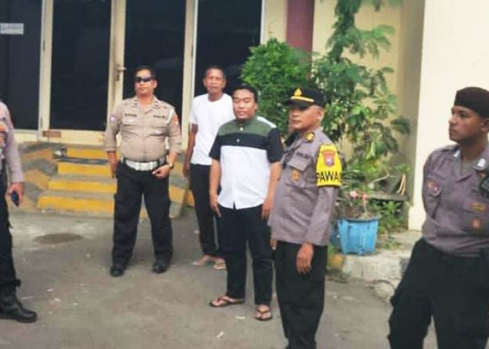 Antisipasi Aksi 54 Santri Pasuruan, Polsek Lakarsantri Perketat Pengamanan Pemancar Trans 7