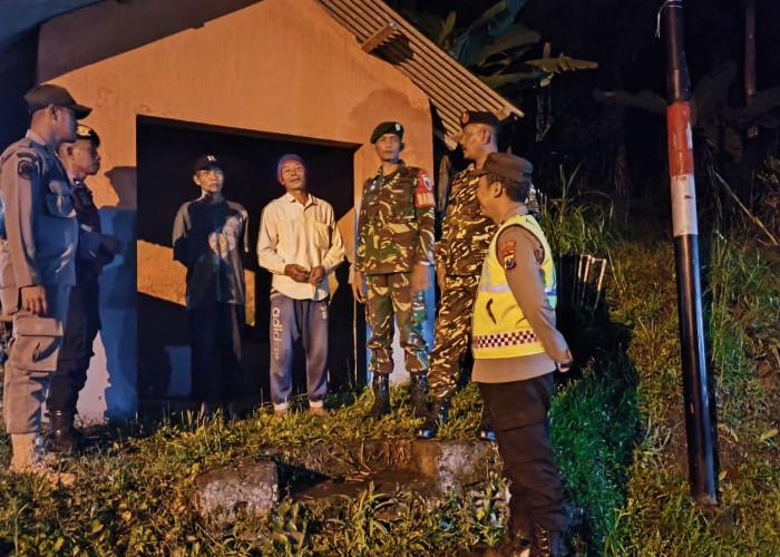 Polsek Puspo dan TNI Gelar Patroli Bersama Antisipasi Kerawanan 3C