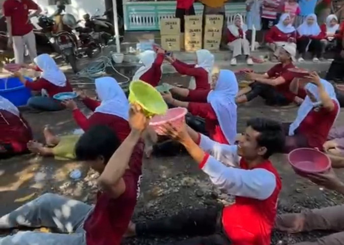 Rayakan HUT Ke-81 RI, SPPG Pokaan Situbondo Gelar Lomba Unik Bersama Warga