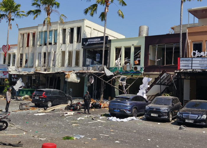 Polisi Dalami Penyebab Pasti Ledakan di Ruko San Antonio Surabaya