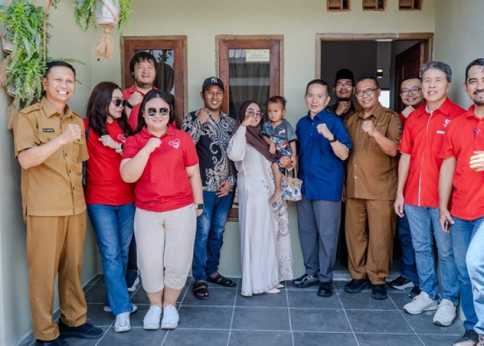 Puluhan Rumah Layak Huni Program DAK PPKT Diserahkan kepada Warga Desa Campurejo