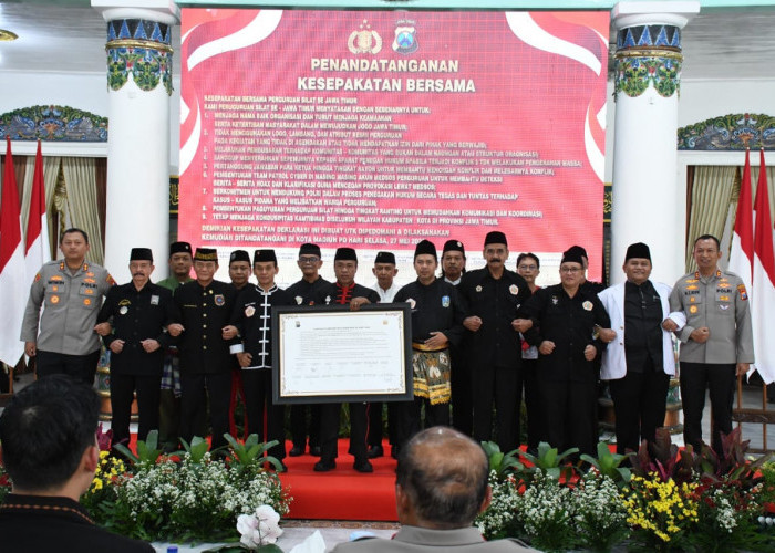 Damai Suronan, 14 Perguruan Silat di Madiun Sepakati Maklumat Aman Suro 2025