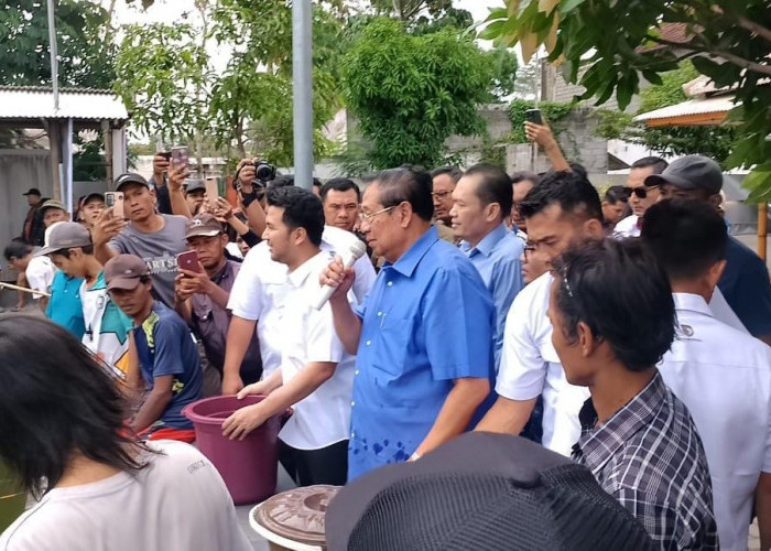 Kunjungi Blitar, SBY Mancing Bareng Ratusan Kader Demokrat