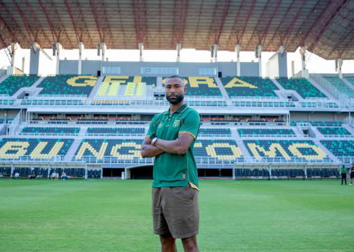 Resmi Datangkan Bek Berpengalaman, Yuran Fernandes Siap Jadi Tembok Pertahanan Persebaya