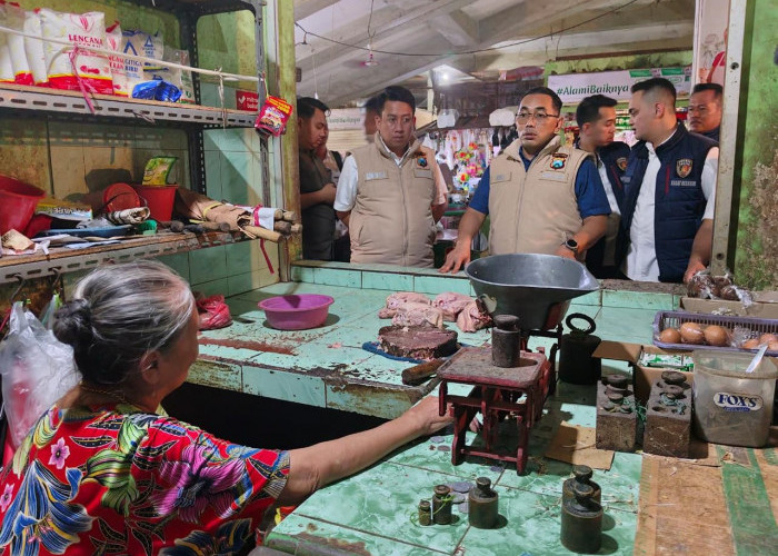 Sidak Pasar di Gresik, Satgas Pangan Polda Jatim Jamin Stabilitas Bahan Pokok Jelang Lebaran