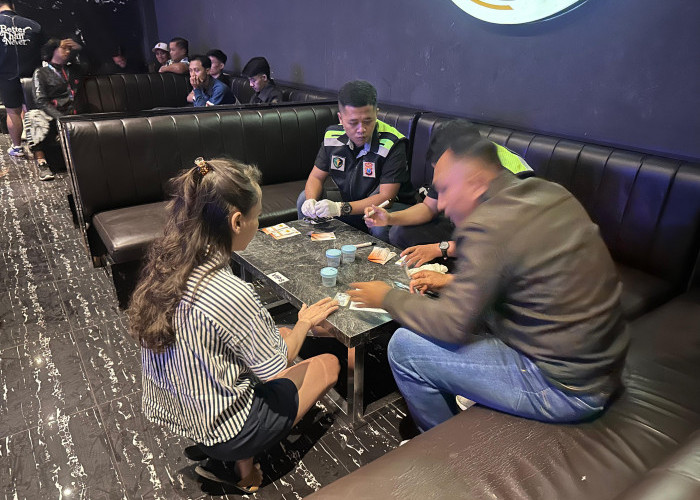 Jelang Nataru, Satresnarkoba Polres Kediri Kota Razia Tempat Hiburan Malam