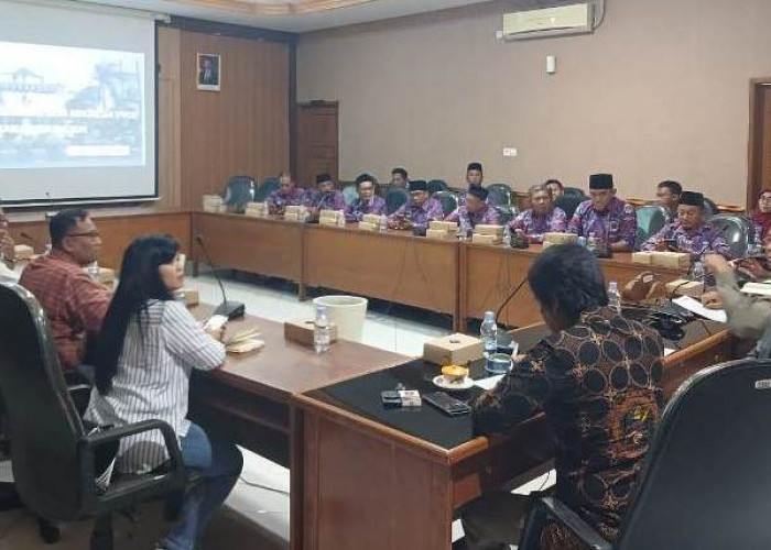 Komisi A DPRD Kabupaten Madiun Terima Aspirasi dari PPDI