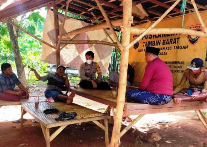 Perkokoh Sinergitas Kebersamaan Jaga Kamtibmas, Patroli Dialogis Polsek Tragah Edukasi Warga
