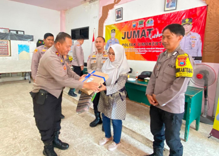 Jumat Curhat Gabungan Polsek Simokerto dan Satbinmas Tekan Angka Kriminalitas dan Kenakalan Remaja