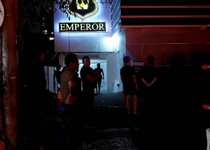 BREAKING NEWS: Emperor Spa Surabaya Dilalap Api