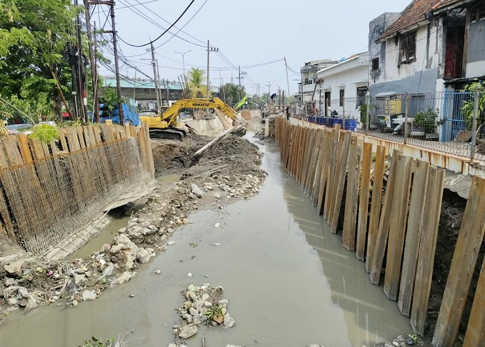 Proyek Saluran Flyover Banyuurip Surabaya Dikebut, Ditargetkan Rampung November 2026