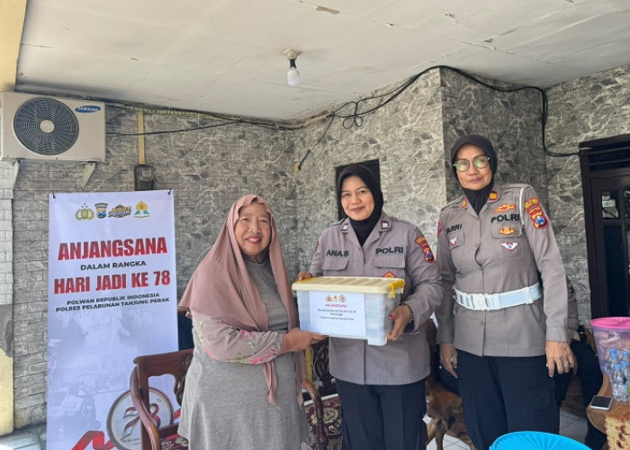  Polwan Polres Tanjung Perak Sambangi Senior, Rawat Semangat Pengabdian
