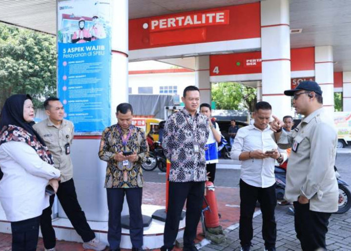Pemkab Jember Pastikan Stok BBM Aman, Pj Sekda Sidak Sejumlah SPBU