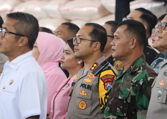 Presiden Prabowo Resmikan 1.179 SPPG dan 18 Gudang Ketahanan Pangan Polri, Mojokerto Ikut Groundbreaking ke-4