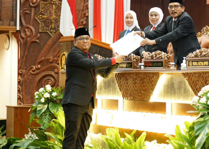 Fraksi PDIP Beri Catatan P-APBD TA 2025 Harus Berpihak pada Rakyat Kecil