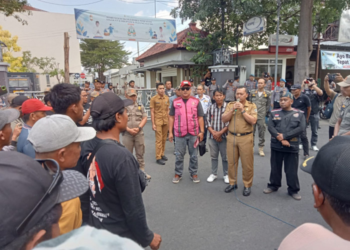 Soal Jalan Rusak, Masyarakat Ancam Blokade Akses Waduk Wonorejo