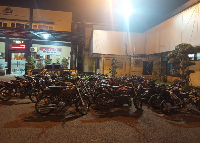 Bikin Resah, 64 Motor Knalpot Brong Kena Tilang Patroli Skala Besar Polres Lamongan