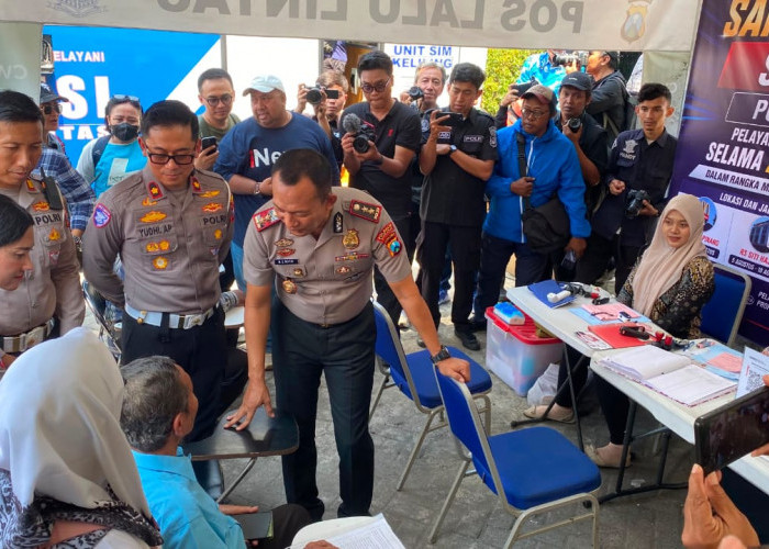 Wakapolresta Sidoarjo Launching Gebyar Pelayanan SIM Keliling 24 Jam selama 17 Hari