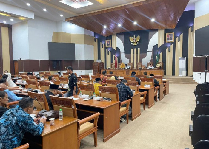 Panas, Perombakan AKD Dewan Diwarnai Aksi Walk Out