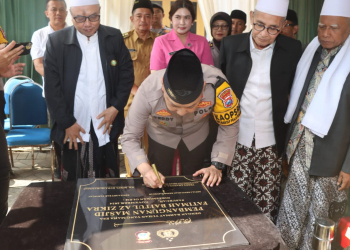 Warga Tosari Bangga, Kapolres Bangun Masjid di Lereng Gunung Bromo