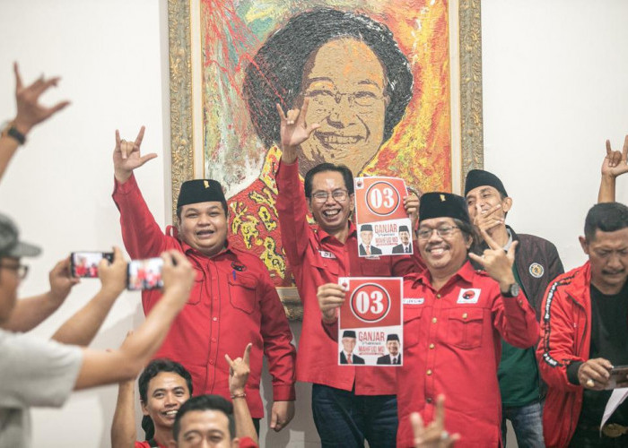 Euforia Meledak Saat Ganjar-Mahfud MD Dapat Nomor 3, PDIP Surabaya: Persatuan dan Kemenangan!