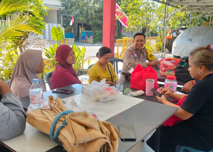 Cegah Kenakalan Remaja dan Hoaks, Polsek Wiyung Edukasi Kader Surabaya Hebat di Pondok Maritim Indah