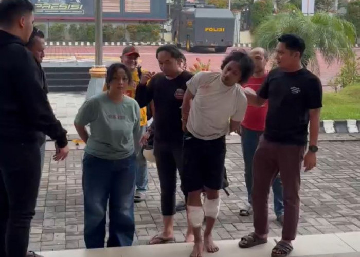 Pasutri Curi Motor di 5 TKP Gresik Berakhir Ditembak Polisi