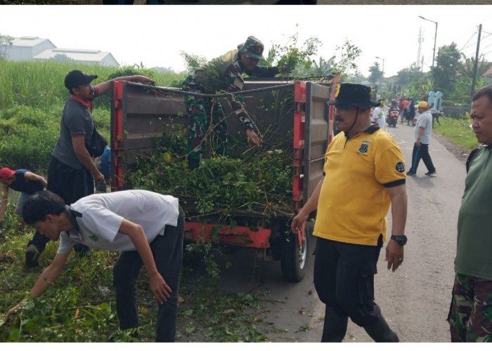 Kerja Bakti Libatkan TNI-Polri, Pemdes, Forkopimka dan Elemen Masyarakat Digelar di Desa Tropodo Krian