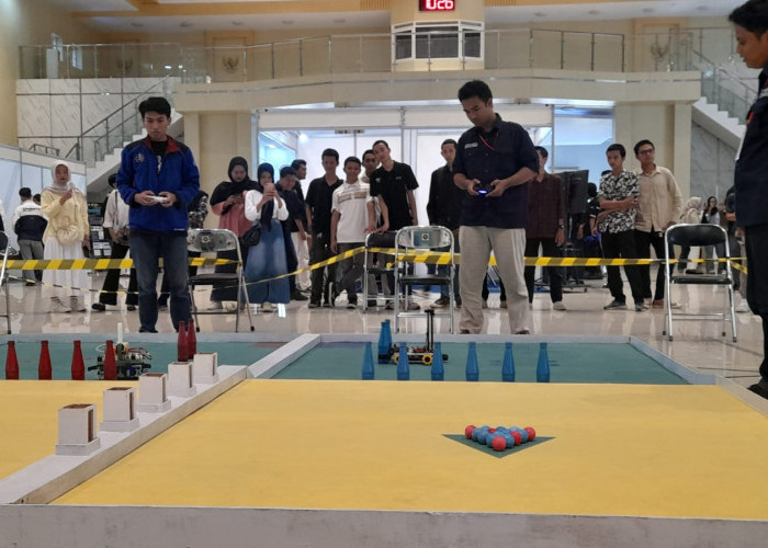 Teknik Unej Gelar ELTECH EPOCH 2025, Cetak Inovator IoT dan Robot Transporter