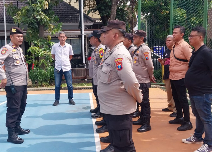 Aksi AMI di Kejati Jatim, Polsek Gayungan Siagakan Personel Gabungan Pastikan Aspirasi Berjalan Damai