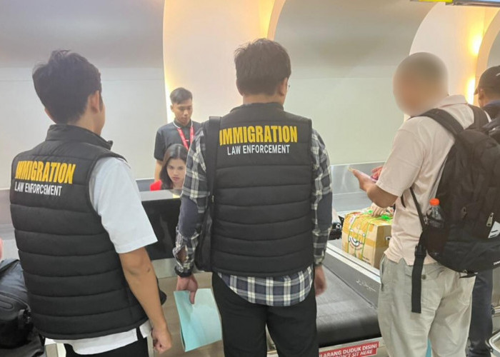 Imigrasi Tanjung Perak Deportasi Satu Warga Negara Tiongkok