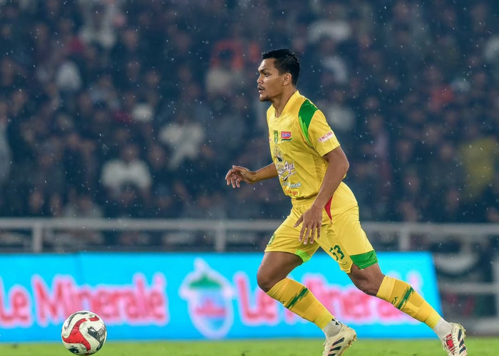 Rachmat Irianto Sebut Pemain Persebaya Lakukan Banyak Kesalahan di Area Sendiri