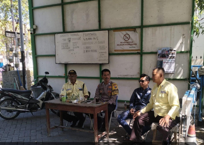 Antisipasi Gangguan Kamtibmas, Polsek Rungkut Gencarkan Sosialisasi Layanan Call Center 110
