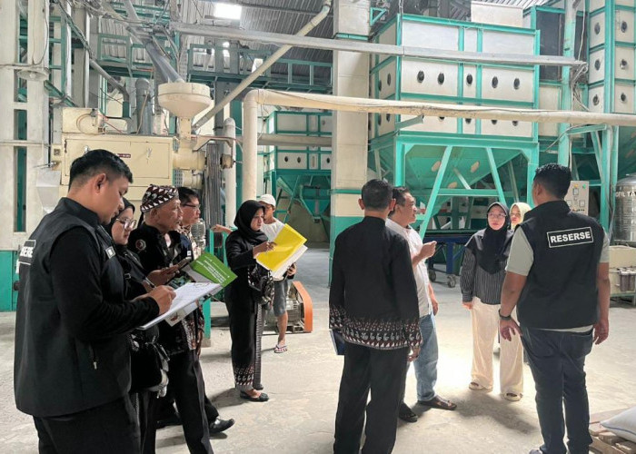 Cegah Penimbunan, Satgas Pangan Polres Bojonegoro dan TPID Sidak Distributor Beras