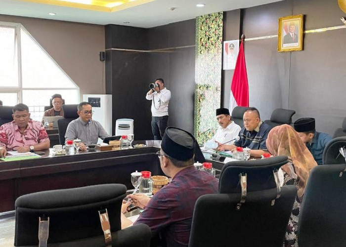 Rapat Pansus BUMD DPRD Jatim Panas, Masalah PT JGU Dibahas Berulang Seperti Kaset Rusak