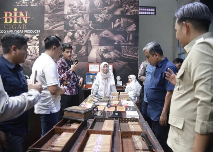 Ketua MPR RI Terpukau: Kualitas Cerutu BIN Cigar Jember Setara Havana, Potensi Ekspor Mendunia