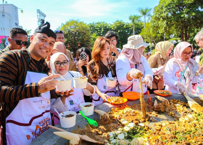 Sabtu Besok, Festival Rujak Uleg 2026 Siap Meriahkan HJKS ke-733 di Surabaya Expo Center